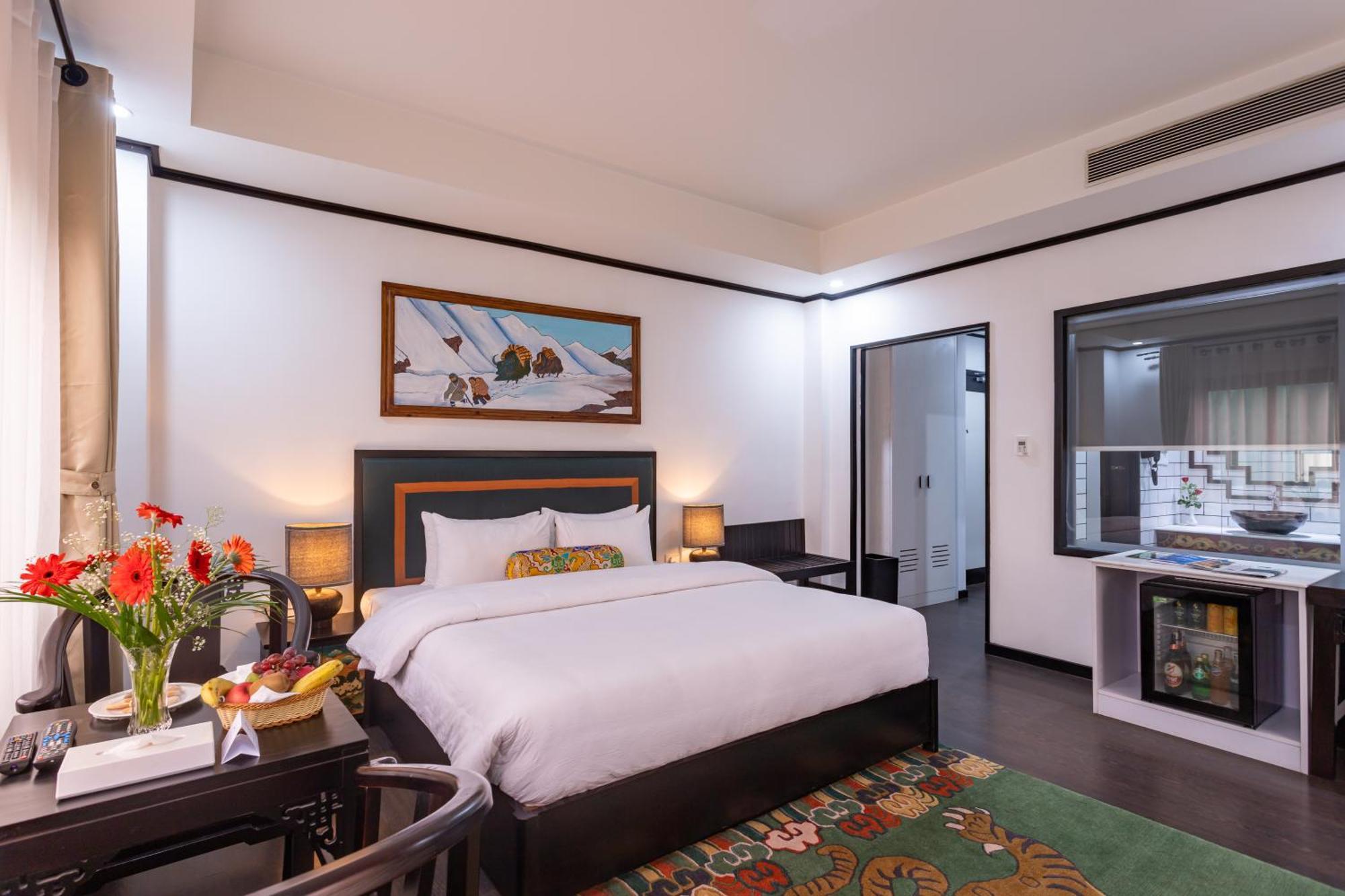 Hotel Lo Mustang กาฐมาณฑุ ภายนอก รูปภาพ