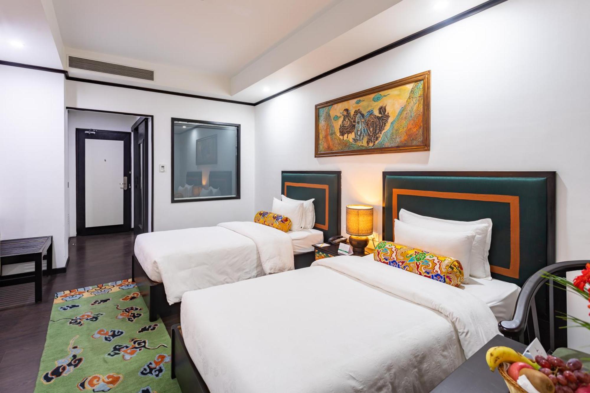 Hotel Lo Mustang กาฐมาณฑุ ภายนอก รูปภาพ