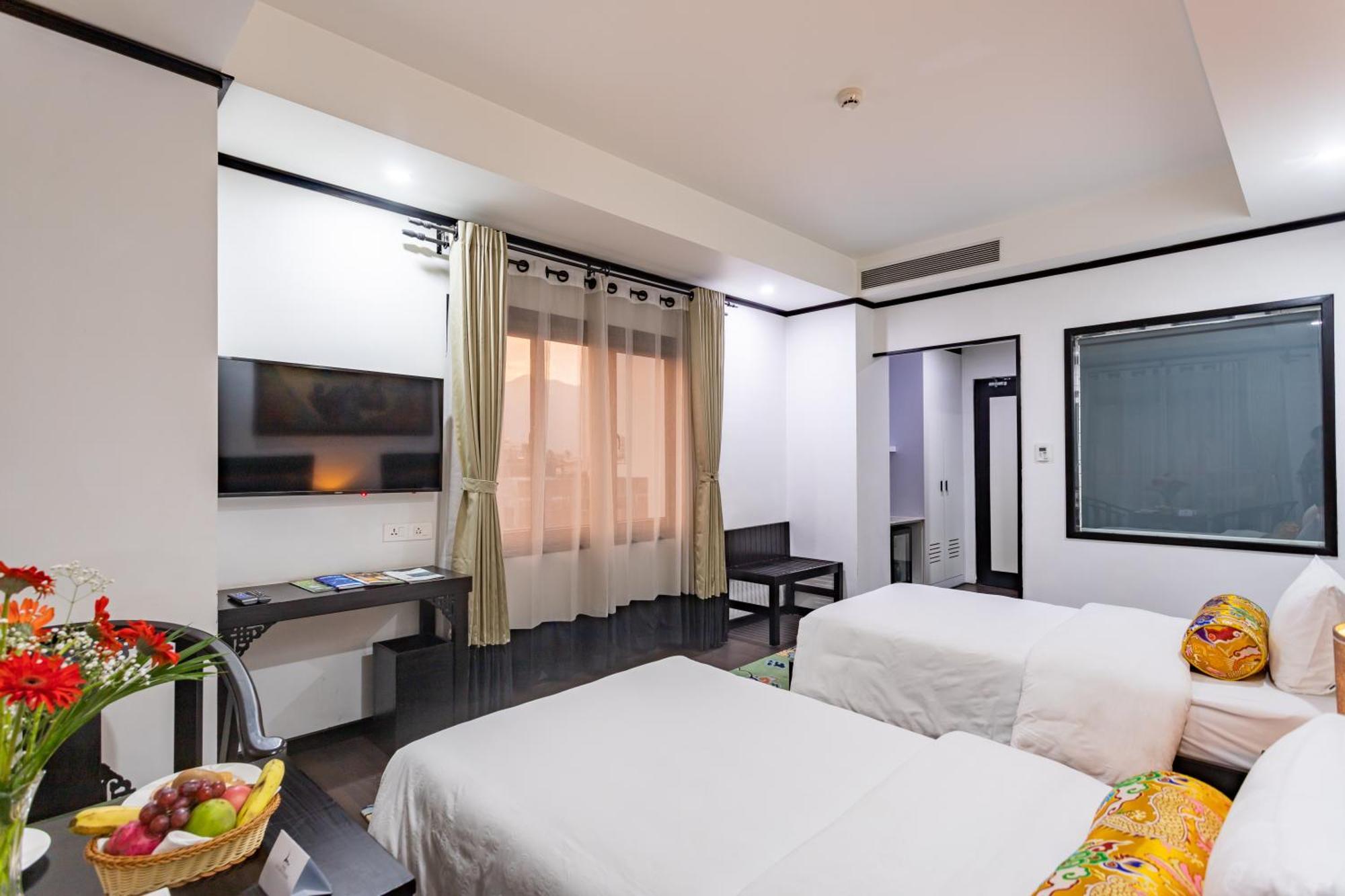 Hotel Lo Mustang กาฐมาณฑุ ภายนอก รูปภาพ