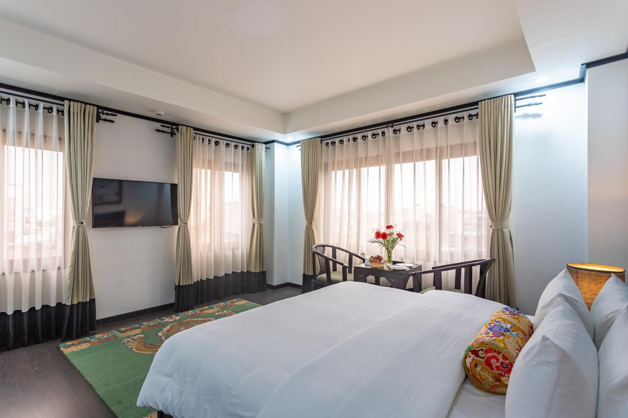 Hotel Lo Mustang กาฐมาณฑุ ภายนอก รูปภาพ