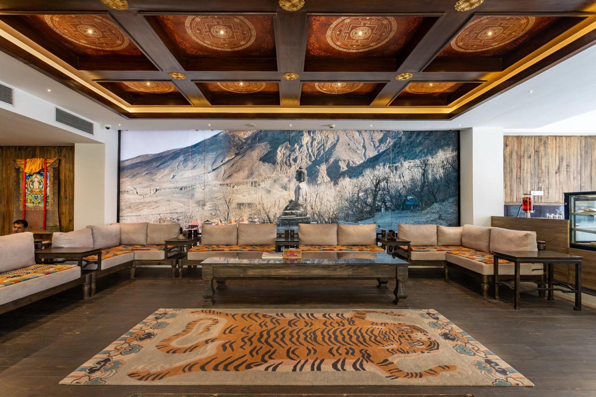 Hotel Lo Mustang กาฐมาณฑุ ภายนอก รูปภาพ